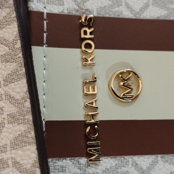 NIB Michael Michael Kors Signature S/M Belt Bag - Picture 3 of 16